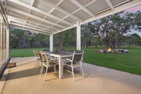 Bicentennial Oasis (Pet Friendly, FREE WIFI, Sleeps 8) - Image 4