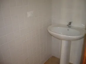 Lejlighed i privat lukket område med udsigt til poolen og bjergene - Image 5