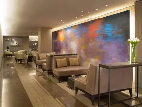 2 Premier City View Rooms with Two Queen Beds at The Knickerbocker Hotel - Image 4