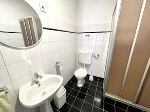 Apartamento de férias com ar-condicionado e vista para o mar - Image 2