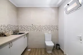 Casa vacanze 'Casa Anzol' con terrazza privata, Wi-Fi e aria condizionata - Image 5