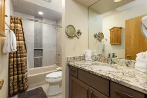 2708 Chateaux DMont condo - Image 5