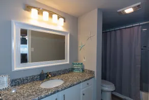 Beautiful Remodeled Luxury Waterfront Property- 3BR/2.5 bath-Sleeps 11!!! - Image 4