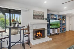 Peaceful Private Retreat In The Heart Of Town! - Image 2