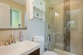 Spacious Retreat  • Ensuite Bedrooms • Large Yard - Image 5