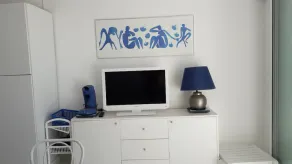 ST PIERRE la MER (11)apartment T3, sleeps 6, FRONT de MER, private PARKING - Image 2