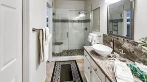 Escape to your Desert Hideaway!  - Image 4