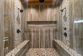 4 Bedroom Luxury Cabin on Toccoa River w/ Separate Entertainment Room & Suite - Image 3