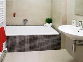 RiverView Palace Apartments - Image 3
