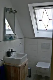 Appartamento con balcone esposto a sud in una casa bifamiliare - Image 3