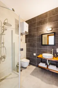 Djumba Hotel & Cafe - Image 2
