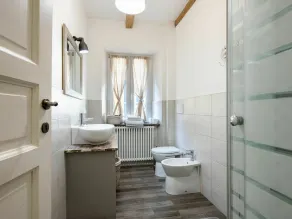 Nice apartment for 4 people with WIFI, TV, terrace and pets allowed - Image 2