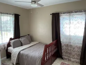 An entire house for getaway, totally private with a private parking - Image 4