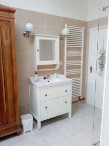Maison de caractère à 600 m de la plage à Locquirec - Image 3