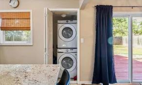The Cactus Rose - 2BR 1BA - Walk to Texas Tech - Image 2
