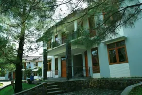 GDW Hotel & Cottage - Image 4