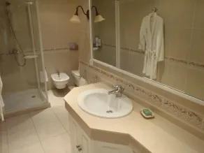 Luxus-Wohnung, Wifi, Leuchtturm und Strandblick, privater Pool - Image 5