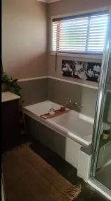 Carinya Beach House - Image 2