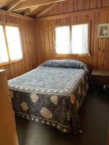 Smuk Hubbard Lake Cottage # 3 - Image 5
