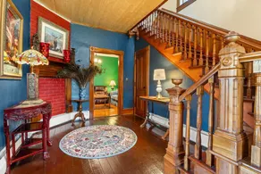Absolutely Huge 4,000sqft 7 Bedroom, 5.5ba Historic Manor House - Image 2
