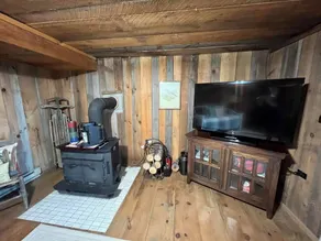 Enjoy this 100+ year old cabin in the gated Wolf Laurel Resort community. - Image 4