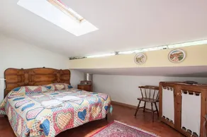GuestHost - Charming country house that can host up to 11 people, a 6km drive from Gubbio, with large garden, terrace and parking space.The villa (recognised by the Superintendence of Cultural Heritage and Activities) comes with large and bright rooms, f - Image 5