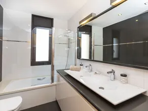 Smuk privat feriebolig for 7 personer med privat pool, klimaanlæg, WIFI, TV og gårdhave - Image 3
