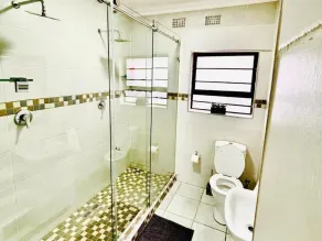 Rolem Guest House - Image 3