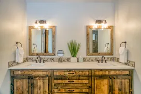 The Retreat - Meredith Lodging - Image 2