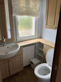 Cozy 2 bedroom Coastal Chalet in Hunstanton - Image 3