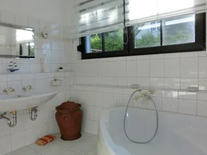 Spacious Villa With Private Swimming Pool - Image 5