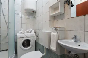 Tihi Val Apartments - Image 4