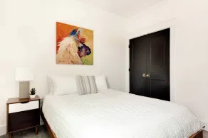 Luminous and Cozy 3BR 2Bath Escape - Image 5