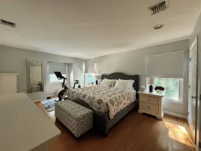 Pristine Sag Harbor Summer Getaway - Image 4