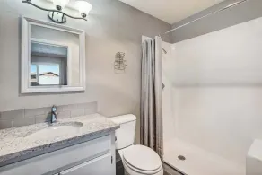 Downtown Condo with Riverview & Balcony - Image 2