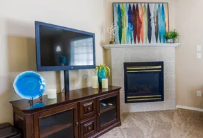 READY IN MERIDIAN.. RELO SPECIALISTS, GOLF COURSE COMMUNITY - Image 2