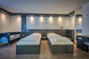 Economy-Hotel - Image 3