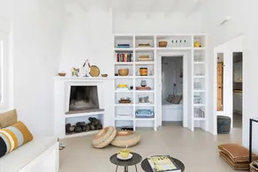 Sea & mountain views - 8 persons - private pool - air conditioning. - Image 2