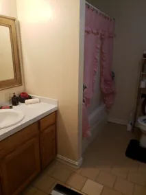 Shelley's Lakehouse - Image 4