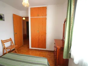 Bright apartment 50m from beach with parking - Image 5