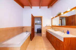 Villa \"Can Me Sents\" with Large Garden and Pool - Image 4