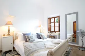Charming Townhouse in the heart of Pollenca Old Town - Image 3