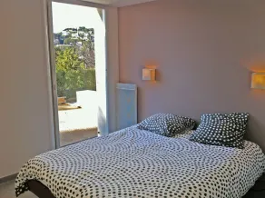 Unten unabhängiger 60m2 Villa, 2 Schlafzimmer, große Terrasse und Golfball - Image 5