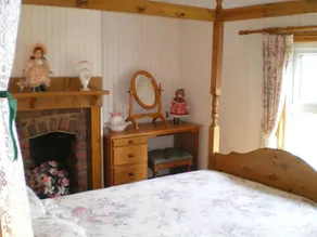 Character Cottage in erstaunlicher Lage von Steam Trains-Check NYMR Fahrplan - Image 3