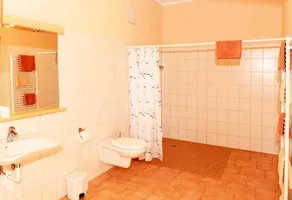 Ferienwohnung 4 - 48qm (2-4 Personen) - Weichaer Hof FBS Sonja Fritsch & Hagen - Image 2