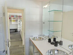 Dejlig lejlighed for 4 gæster med WIFI, TV, balkon og kæledyr tilladt - Image 3
