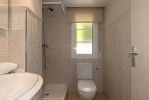 MARTORELL - Terraced House Only Families - Image 5