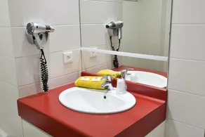 Joli Appartement près du coeur historique | Cuisine Privée - Image 3