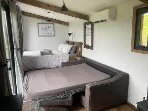 Red Oaks Shepherds hut - Image 5