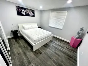 The Pilot's Private Home 4BR/2BA w/ Pergola - Image 4